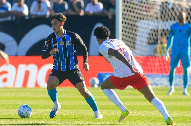 Gustavo Marques decide, e Bragantino vence o Grêmio