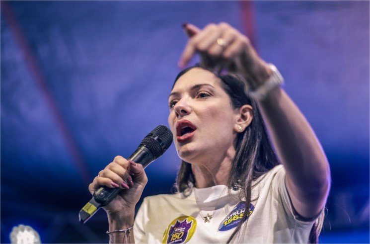 Janaina propõe ampliar proteção a adolescentes contra abuso sexual dentro da família: ”Nós vamos tratar isso como crime”
