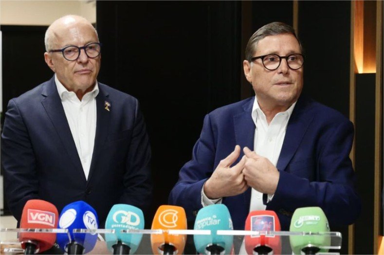 Deixo a Casa Civil com a consciência tranquila e por lealdade, afirma Mauro Carvalho