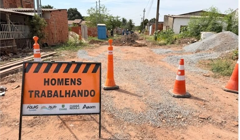 Obra de esgoto no Jardim Passaredo avança após indicação de Paula Calil