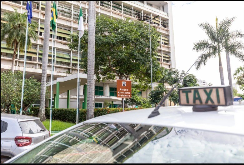 Taxistas de Cuiabá devem aferir taxímetros entre 24 e 28 de agosto após reajuste tarifário