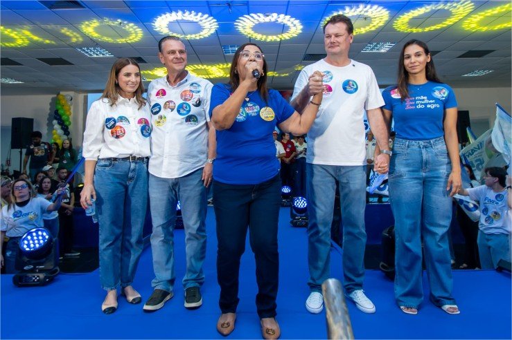Fávaro reúne 5 mil apoiadores em Cuiabá, agradece apoio e se diz confiante na vitória
