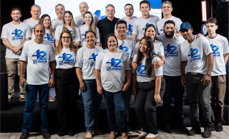 Do telex à inteligência artificial: Stelmat celebra 42 anos de história em Cuiabá