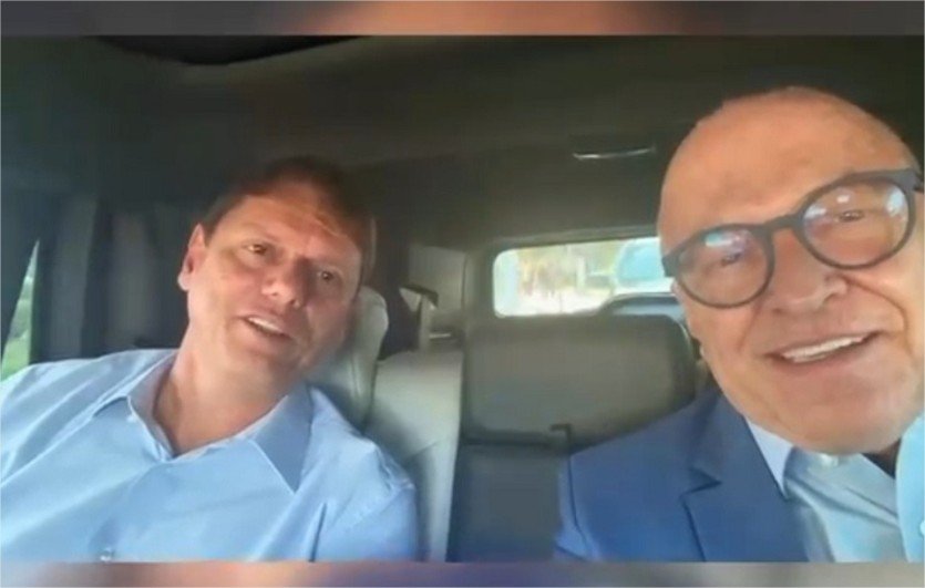 Tarcísio Freitas pede voto para Pivetta, 10!; veja vídeo