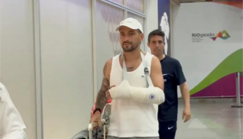 Arrascaeta chega ao RJ após lesão; cirurgia é nesta quinta