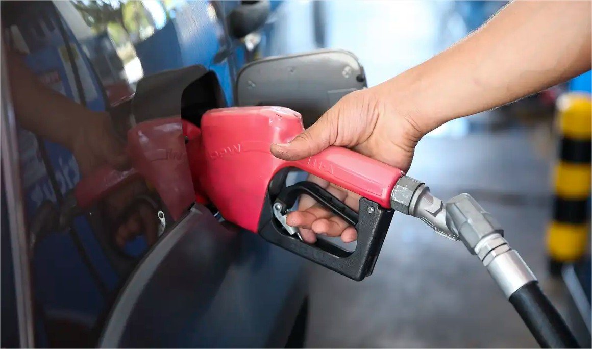 Subsídio de R$ 2,12 ao diesel deve ser mantido por 30 dias