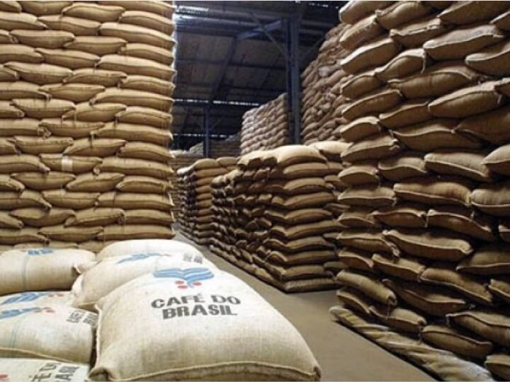 Brasil deverá colher 67,6 milhões de sacas de café de 60 quilos em 2026