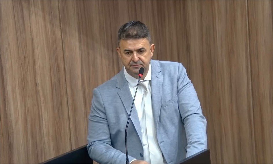 Cilcinho cobra responsabilidade da prefeita e prioridade nos pagamentos após relato de morte de paciente atendida na UPA do Ipase