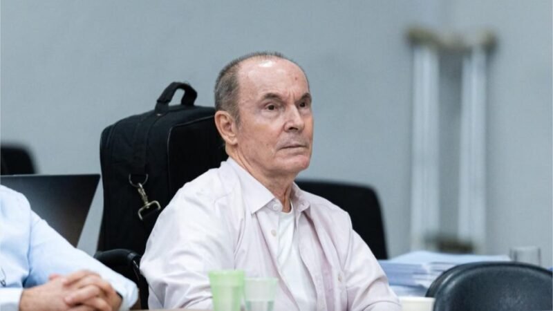Acusado de elaborar plano de morte segue o mantra ‘sou forte, inteligente e rico’; ele nega crime