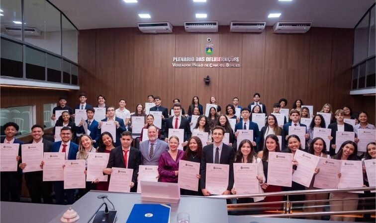 Paula Calil destaca importância do Direito e homenageia estudantes na 2ª edição do Legisla FD