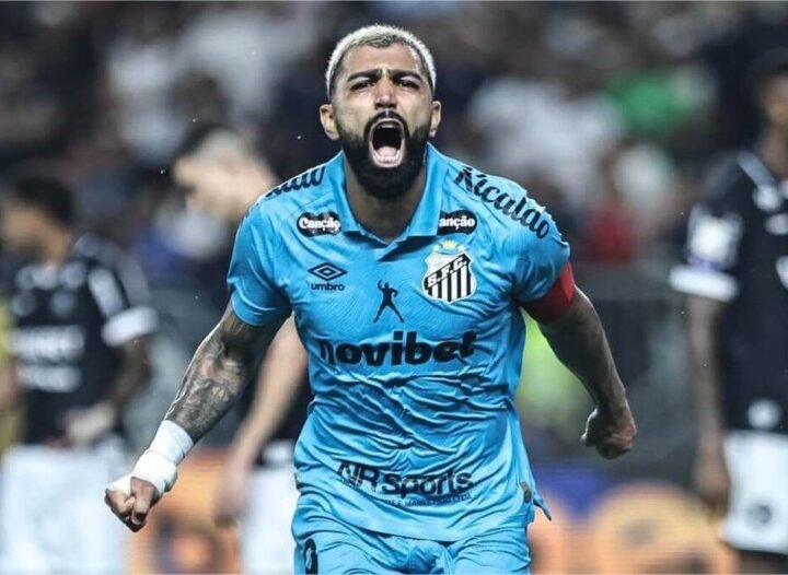 Gabigol celebra fase no Santos e rebate críticas: “Trabalho e confio”