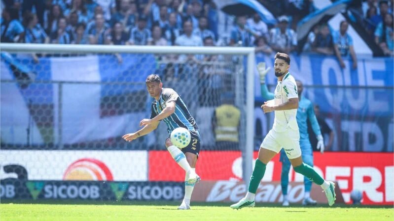 Com brilho de Weverton, Grêmio segura empate contra o Palmeiras