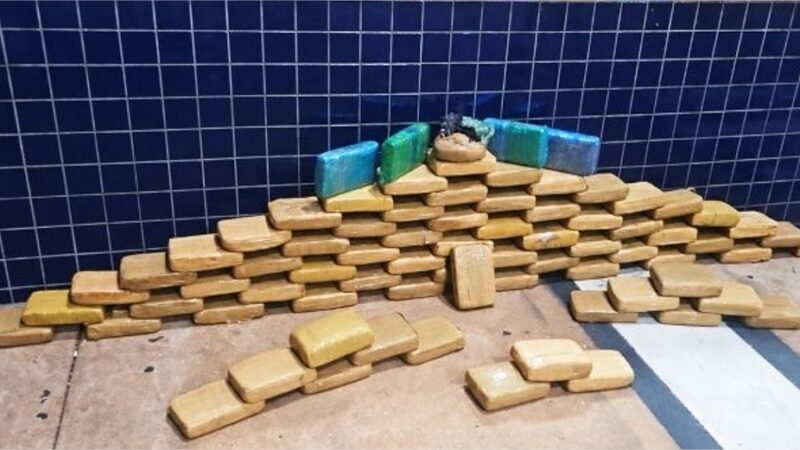 PRF apreende em MT quase 80 kg de drogas que vinham de Rondônia