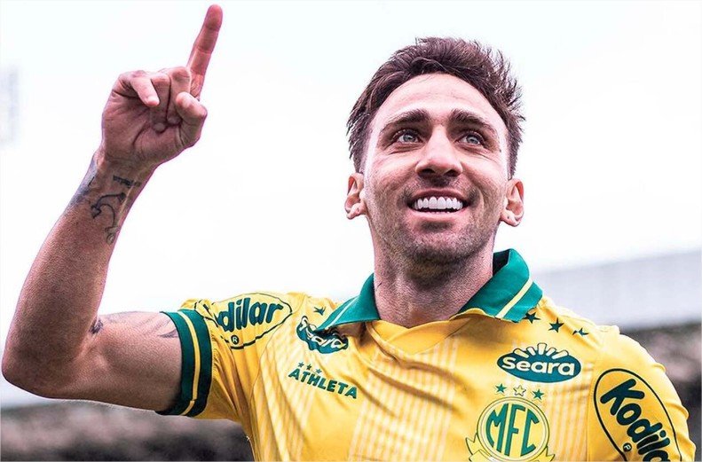 Mirassol vence o Coritiba de virada e deixa o Z4 do Brasileirão