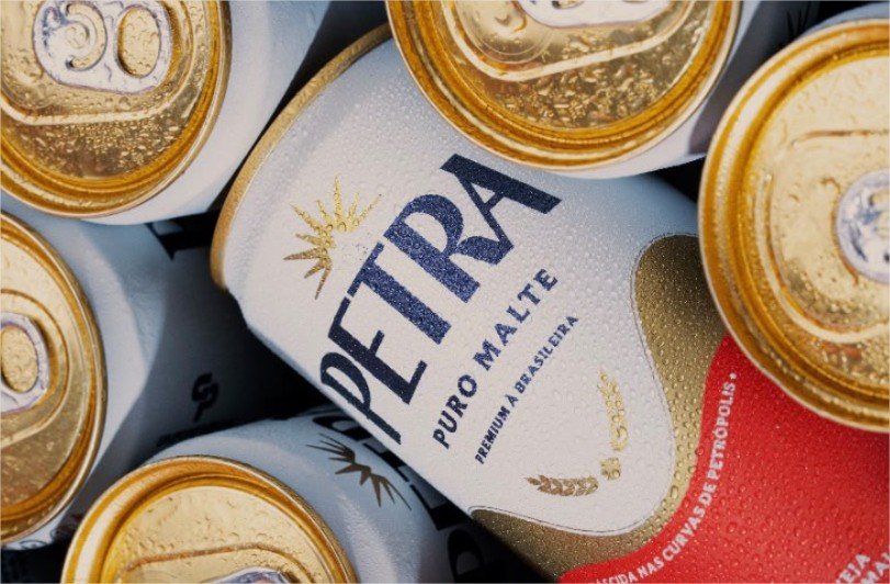 Petra reposiciona a marca para valorizar cerveja premium à brasileira