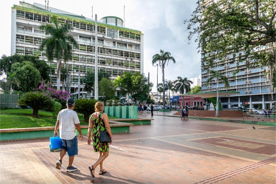 Prefeitura de Cuiabá abre seleção com 1.520 vagas na Educação e salários de até R$ 5,6 mil
