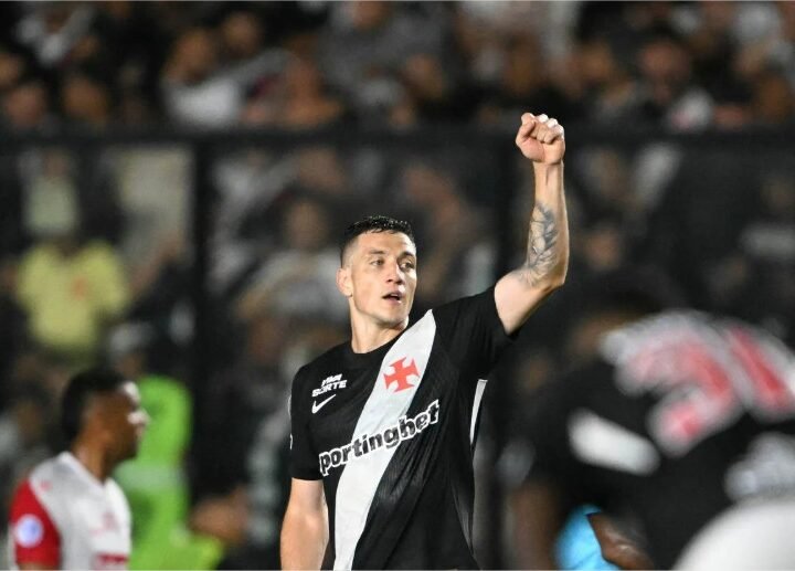 Vasco vence Santa Fe e avança à semifinal da Sul-Americana