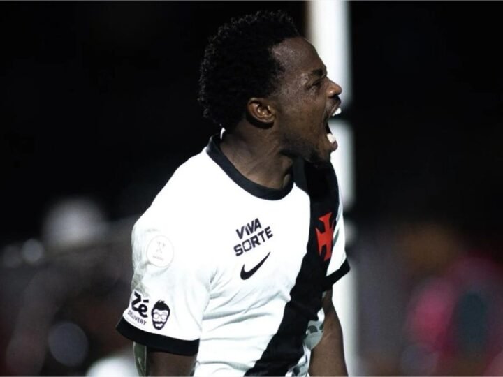 Fora de casa, Vasco bate Vitória e está na semifinal da Copa do Brasil