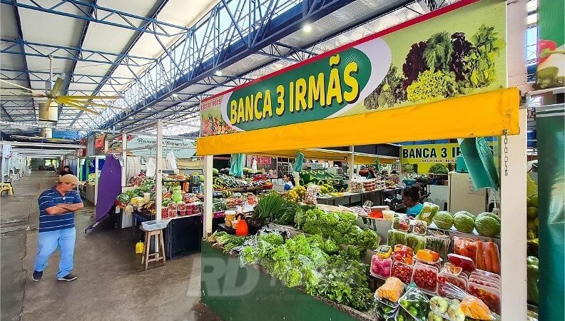 Com tomate e batata em alta, cesta básica chega a R$ 859, traz pesquisa