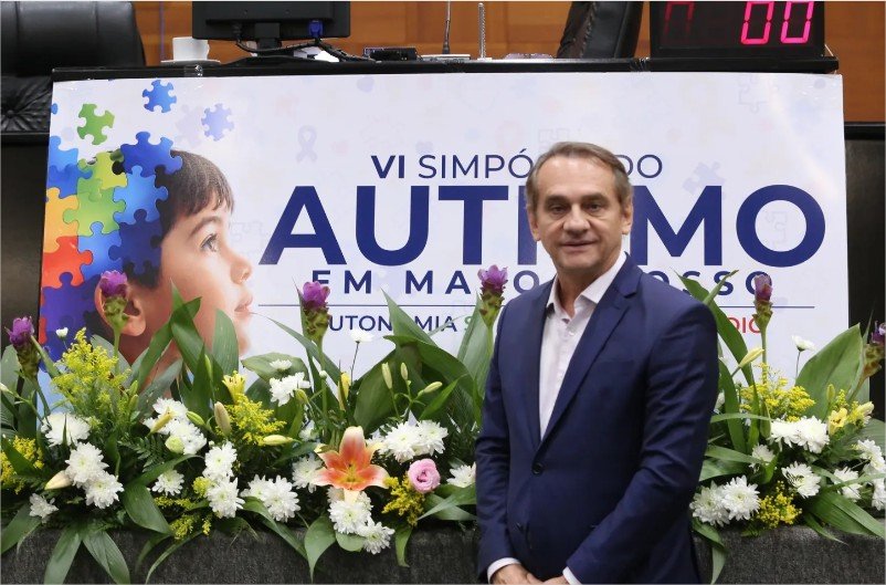 Wilson Santos se destaca na defesa dos direitos das pessoas autistas