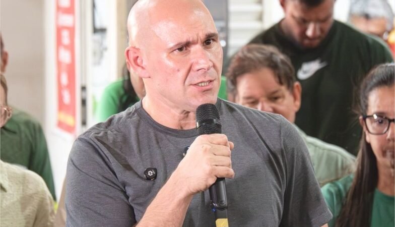Abilio vê constrangimento do STF e cobra mudança no Senado