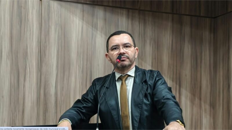 Alessandro Moreira contesta novamente reorganização da rede municipal e cobra alternativa para alunos do Grande Cristo Rei