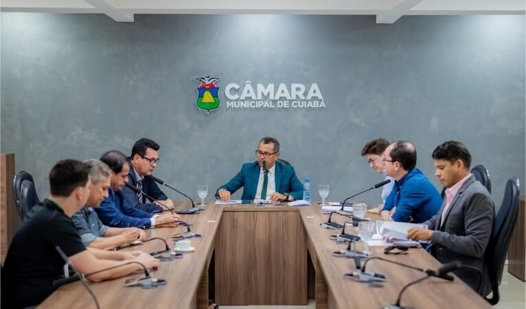 Comissão de Defesa do Consumidor debate serviços de água, saneamento e transporte