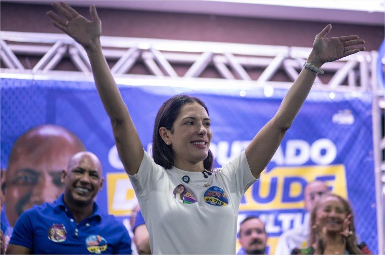 Paraná Pesquisas aponta Janaina na liderança pelas duas vagas de senador