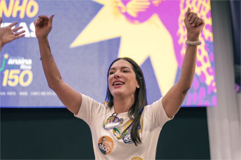 Janaina chega à liderança na disputa pelas vagas de MT ao Senado