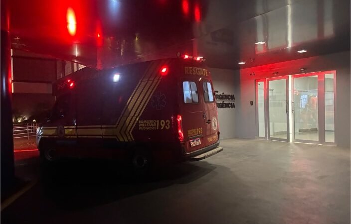 Corpo de Bombeiros socorre uma pessoa ferida por arma branca em Lucas do Rio Verde