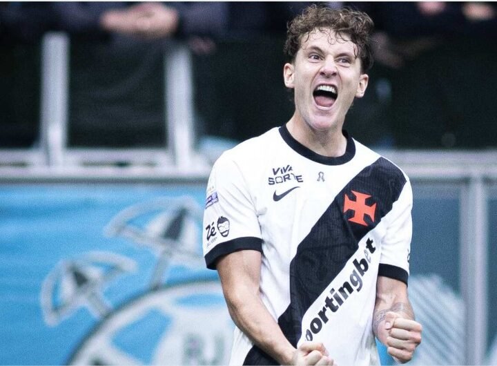 Vasco quebra tabu histórico, vence Grêmio de virada e respira no Z4