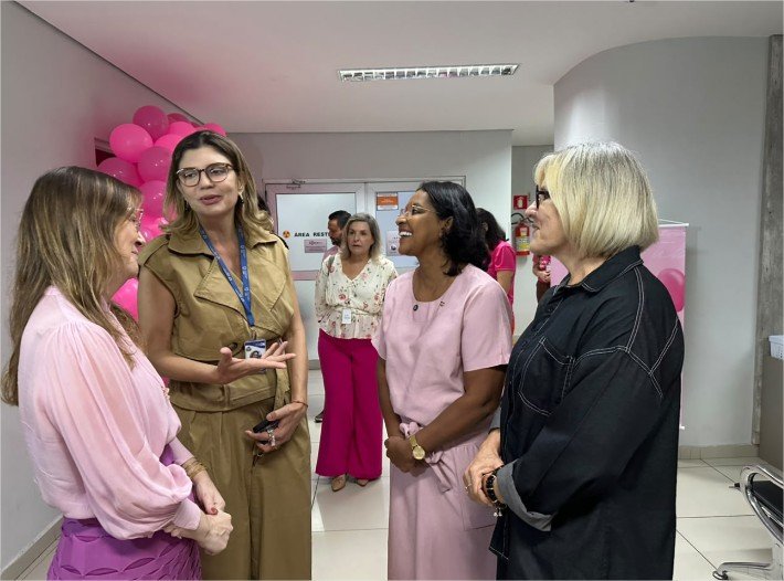 Gisela Simona defende cuidado permanente com a saúde da mulher e ampliação dos exames