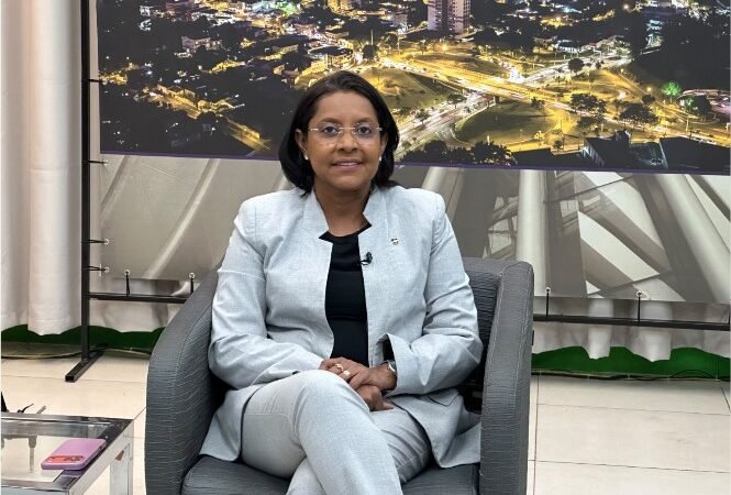 Mulheres avançam nas urnas, mas equidade política ainda está longe, avalia Gisela Simona