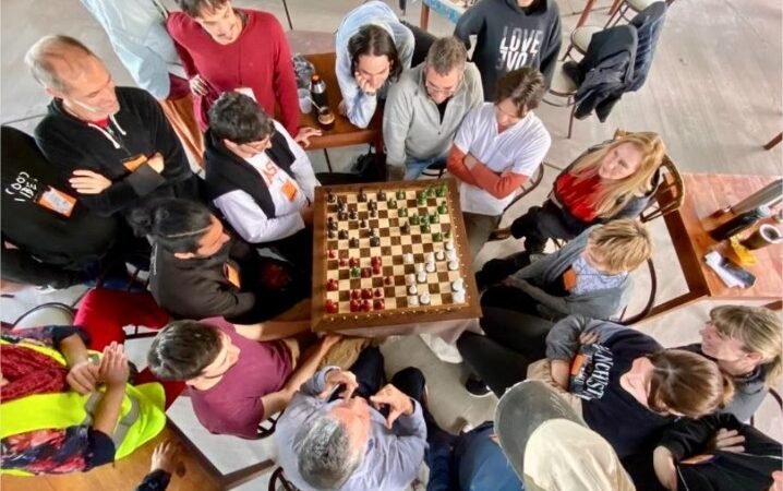 Projeto abre vagas gratuitas neste sábado (17) para aulas de quaternity, esporte “irmão” do xadrez