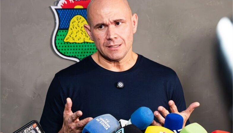 Abilio crê em queda de Lula em 6 meses se petista for reeleito