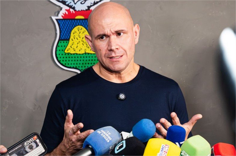 Abilio crê em queda de Lula em 6 meses se petista for reeleito