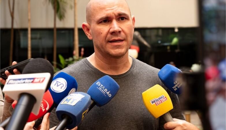 Abilio chama eleitores de Lula de “idiotas”: “Amam a corrupção”