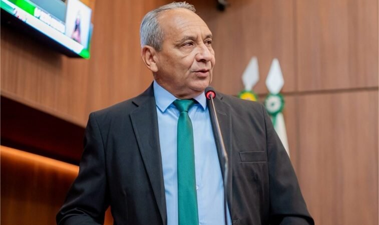 Antônio Lemes solicita melhorias em estrada, transporte coletivo e limpeza urbana em Cuiabá