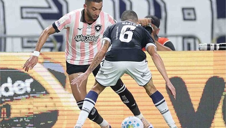 Botafogo perde para o Remo em mais uma noite de vexame