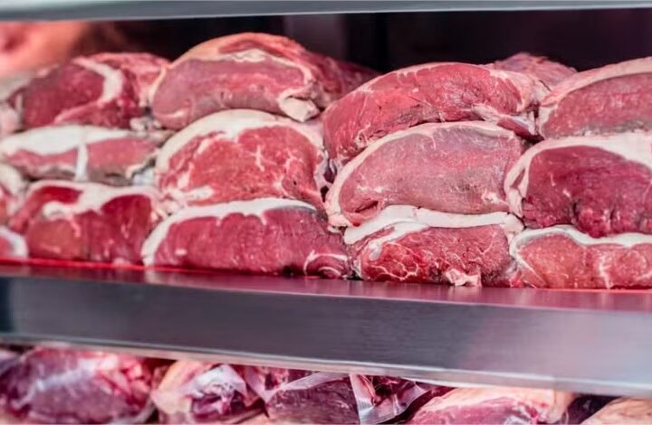 Indústria de carne bovina considera ‘inaceitável’ esperar dois anos para voltar a exportar à União Europeia
