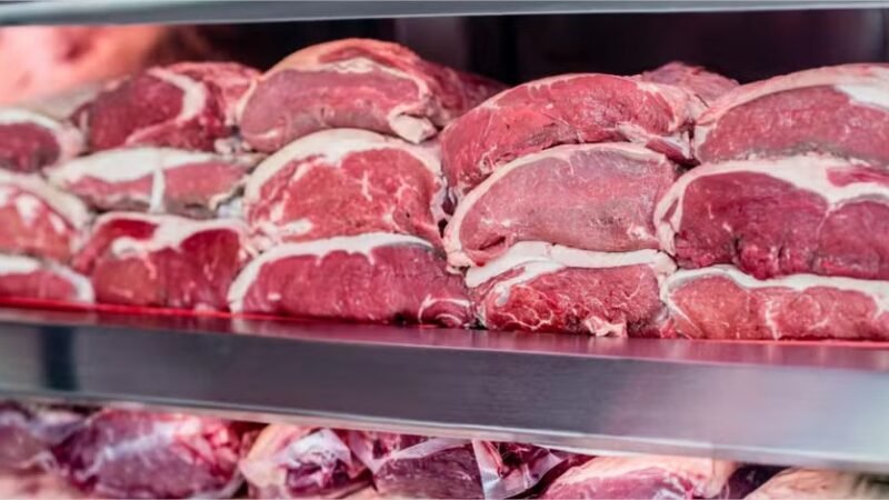 Indústria de carne bovina considera ‘inaceitável’ esperar dois anos para voltar a exportar à União Europeia