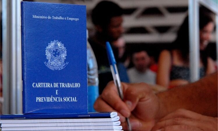 Transportadora oferece vagas com ganhos de até R$ 3,5 mil em Cuiabá