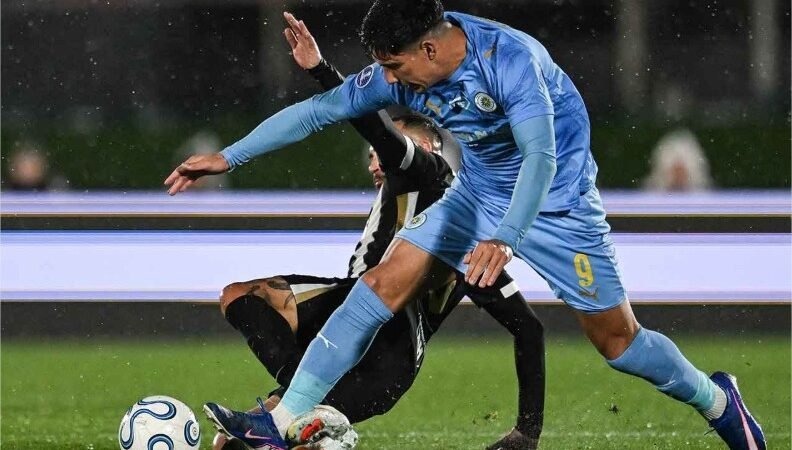 Galo perde para o City Torque, mas fará a final da Sula com o Boca