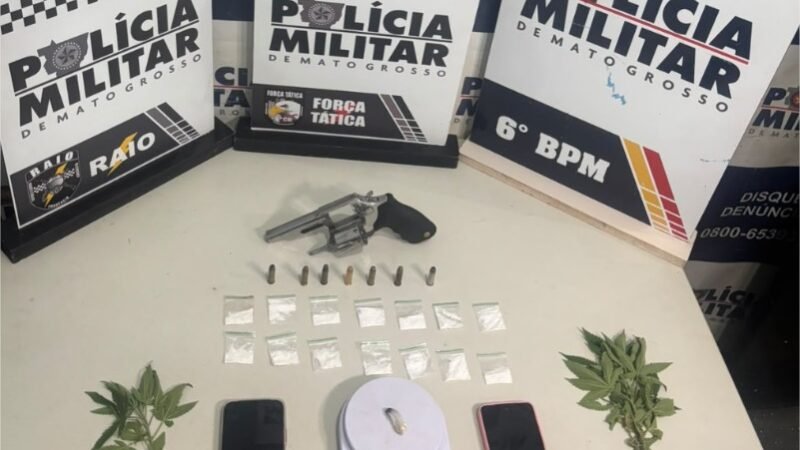 PM prende duas mulheres com revólver, pés de maconha e porções de cocaína