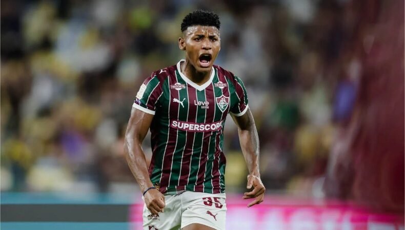 Com gol nos acréscimos, Fluminense vence o Internacional de virada