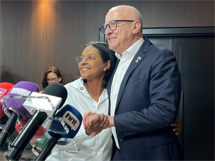 Pivetta nomeia vice-governadora eleita Gisela Simona para cargo na Casa Civil
