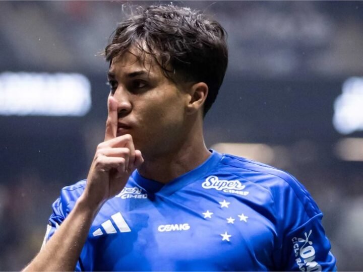 Kaio Jorge iguala Ronaldo na artilharia histórica do Cruzeiro