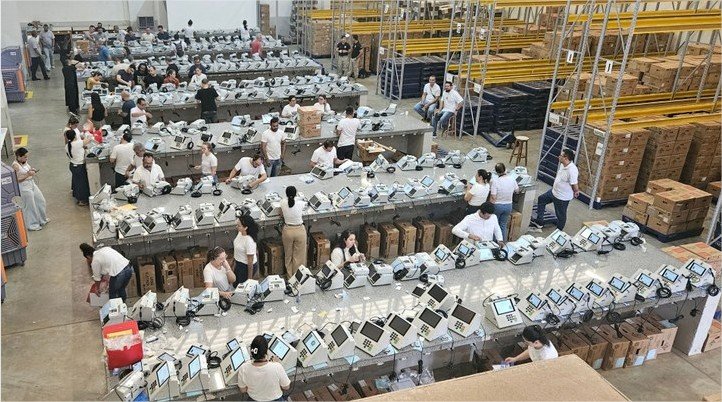 TRE-MT realiza geração de mídias e carga e lacre de urnas para 2º turno