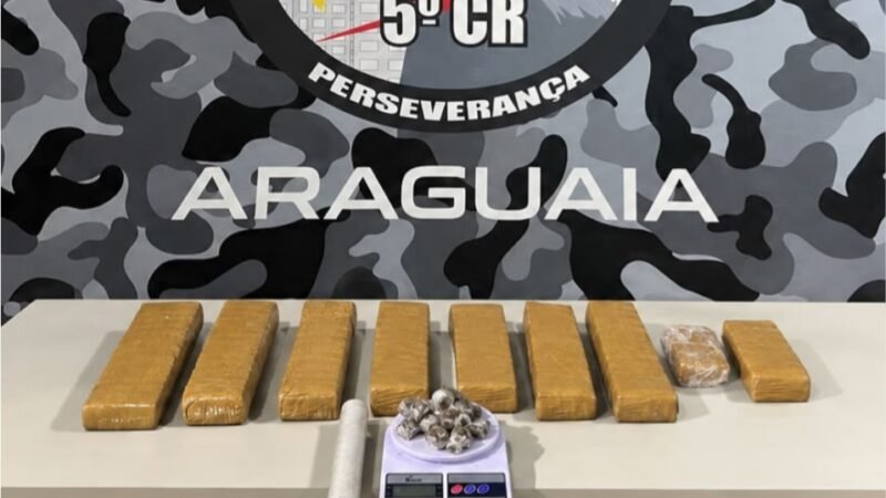 Força Tática prende mulher e apreende dois adolescentes com tabletes de maconha