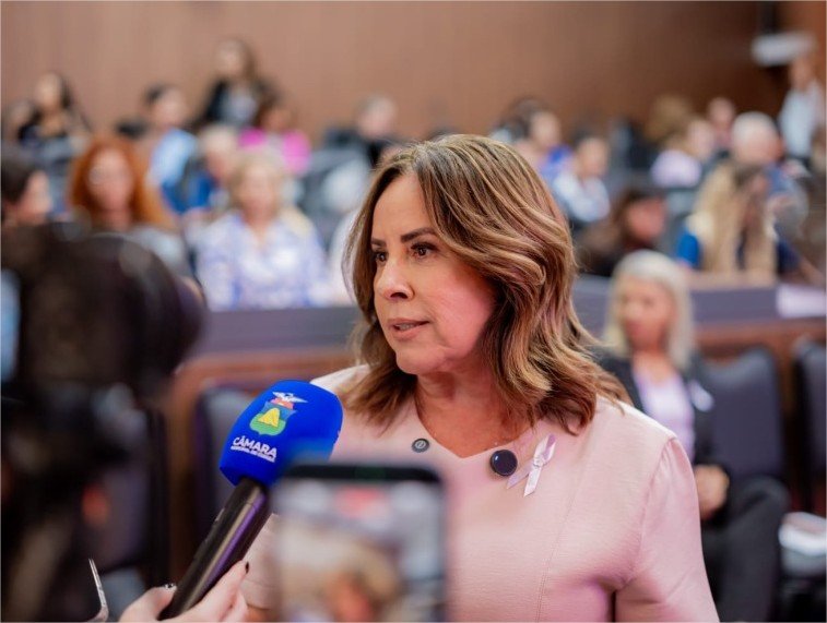 Maria Avalone reforça prevenção e cuidado com as mulheres durante o Outubro Rosa